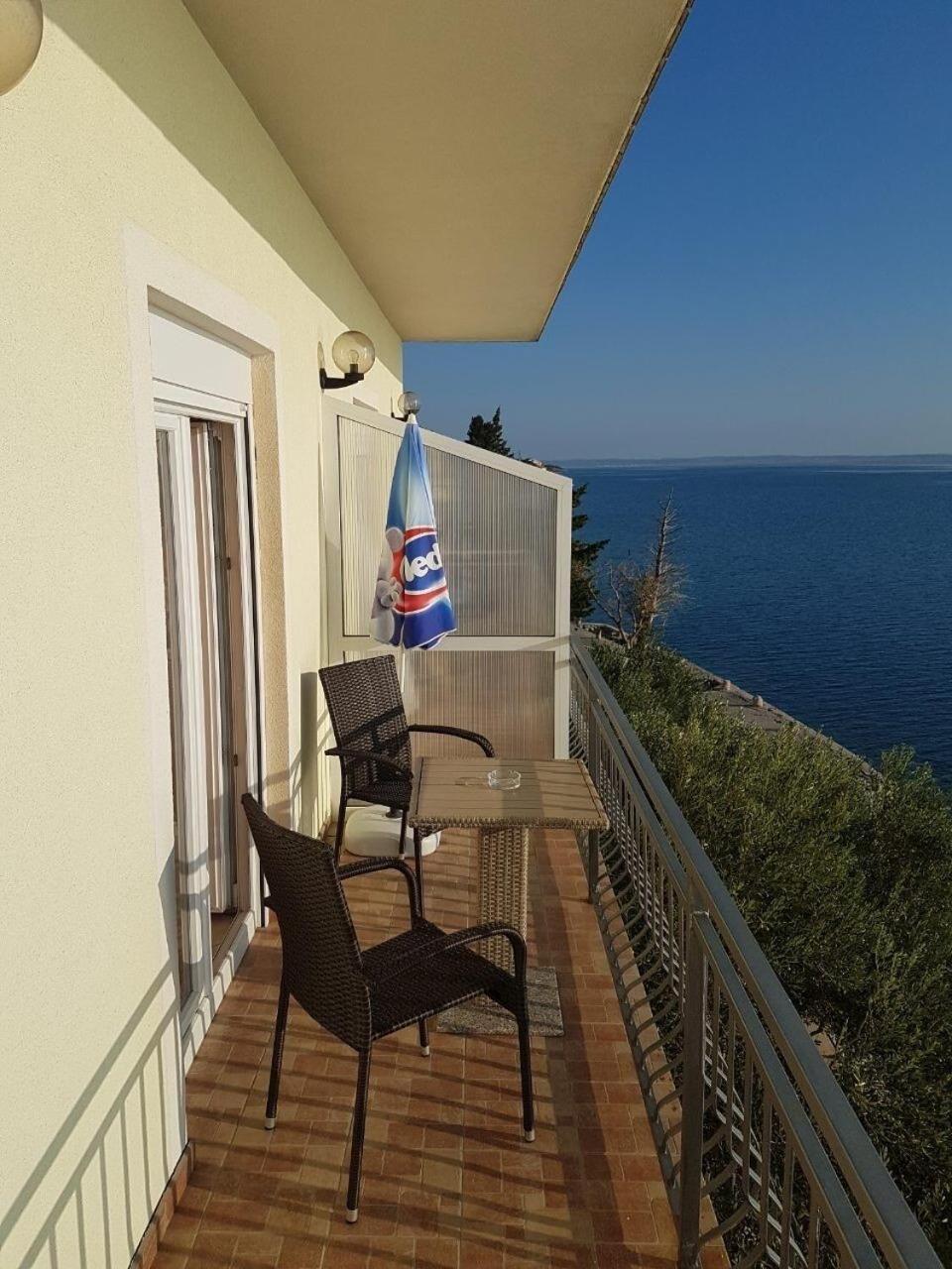 Apartments Domagoj - On The Beach Lukovo Šugarje Exterior foto