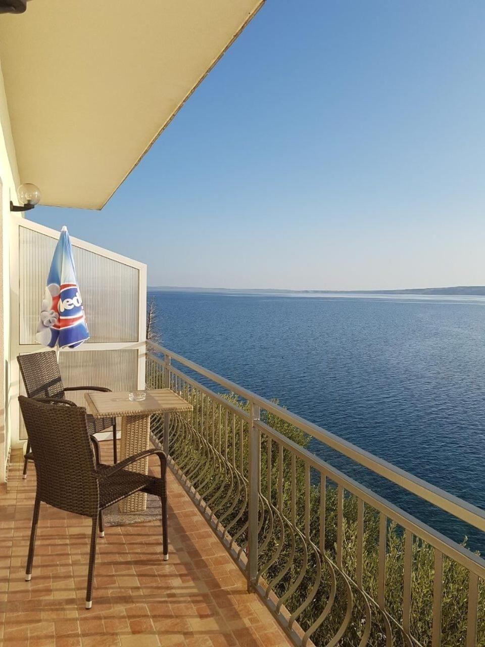 Apartments Domagoj - On The Beach Lukovo Šugarje Exterior foto